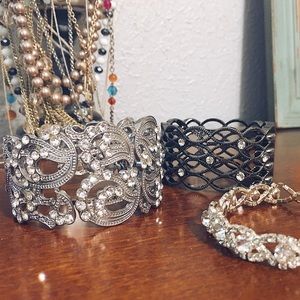 Set of 3 Silver and Gray Bracelets